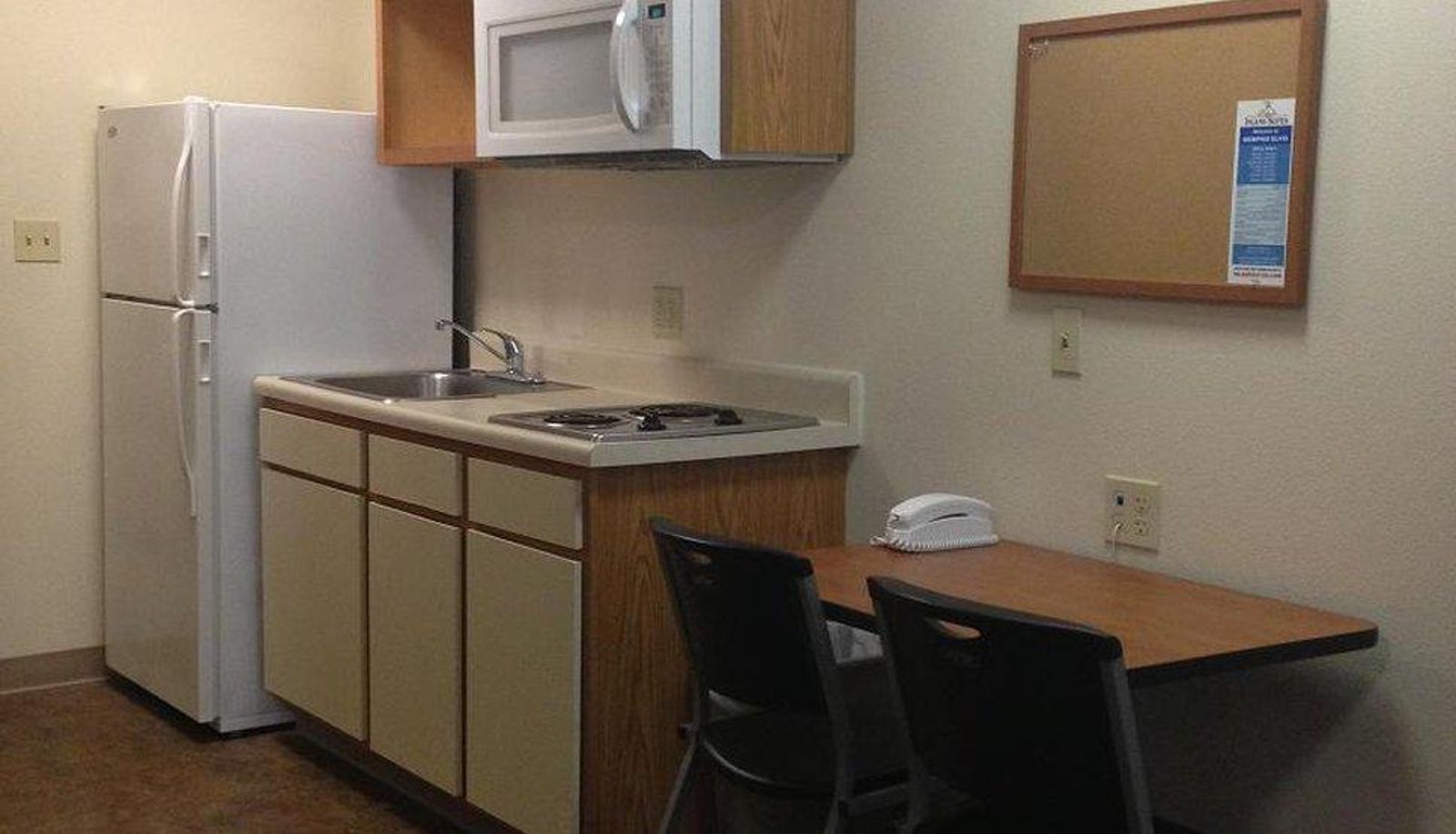 Info - Inland Suites Elvis Presley Blvd