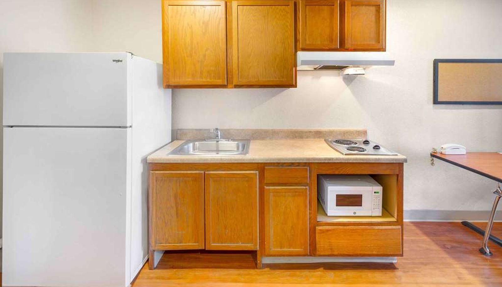 Zimmer - Extended Stay America Select Suites - Wilmington - West