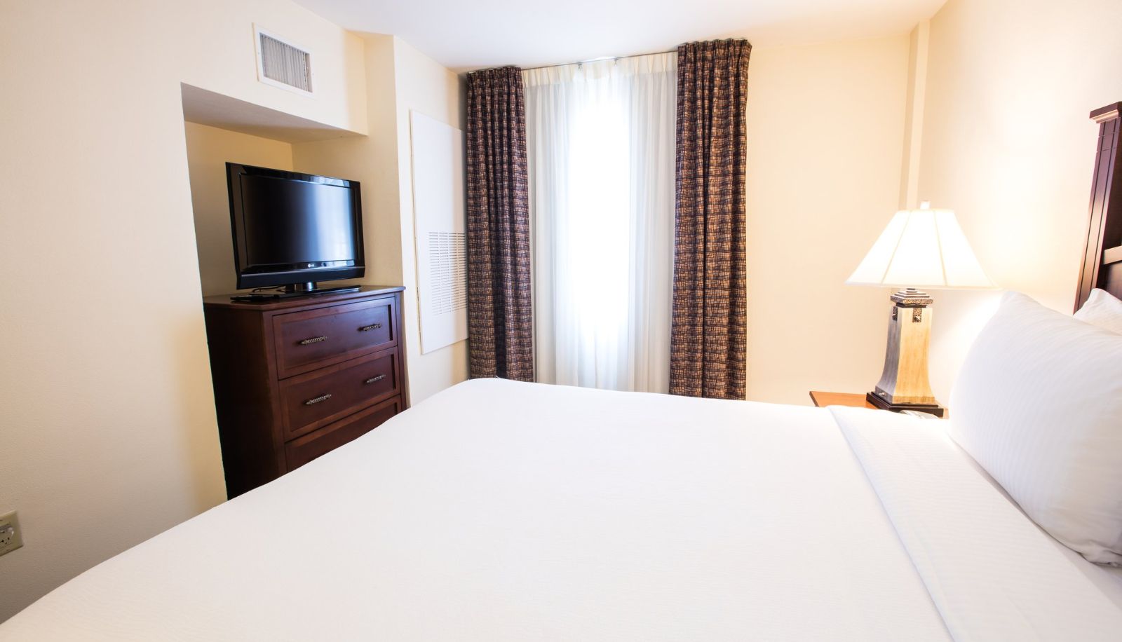 Room - Staybridge Suites AUSTIN AIRPORT by IHG