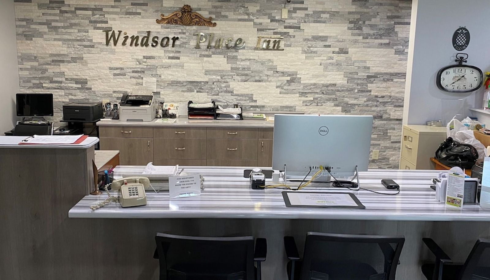 Info - Windsor Place Inn