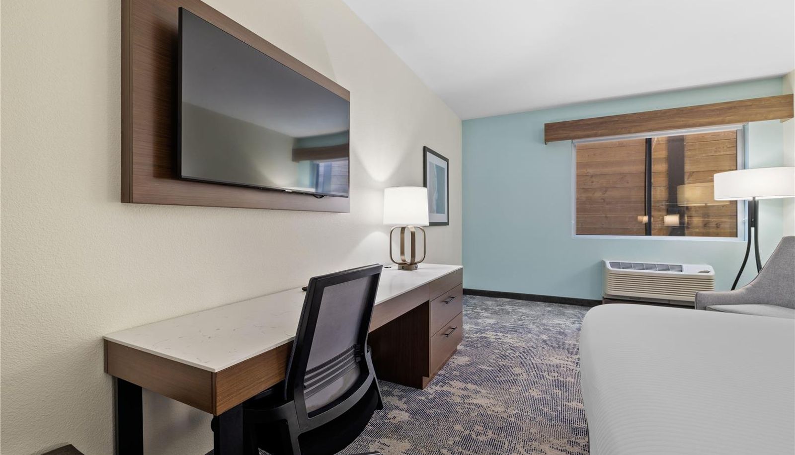 Zimmer - La Quinta Inn & Suites by Wyndham Santa Cruz