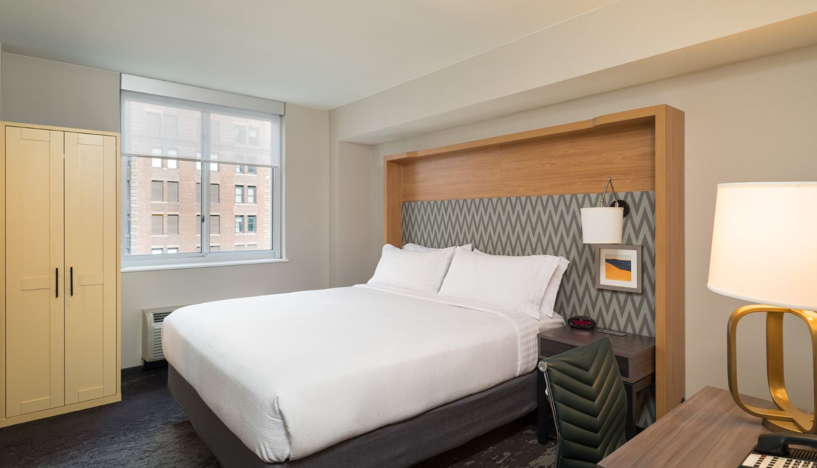 Room - Holiday Inn NEW YORK CITY - WALL STREET by IHG