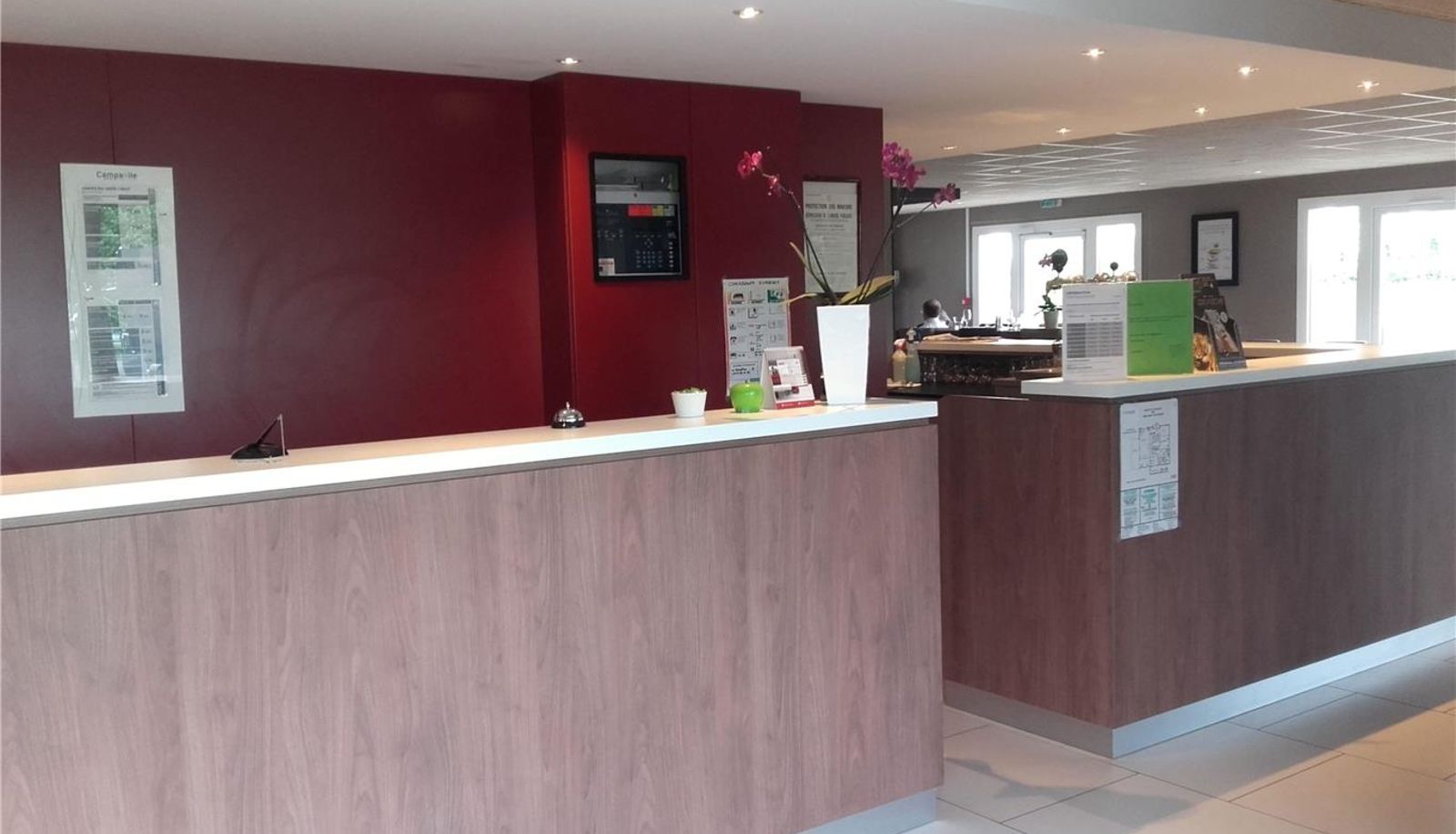 Lobby - CAMPANILE SABLE SUR SARTHE - Vion