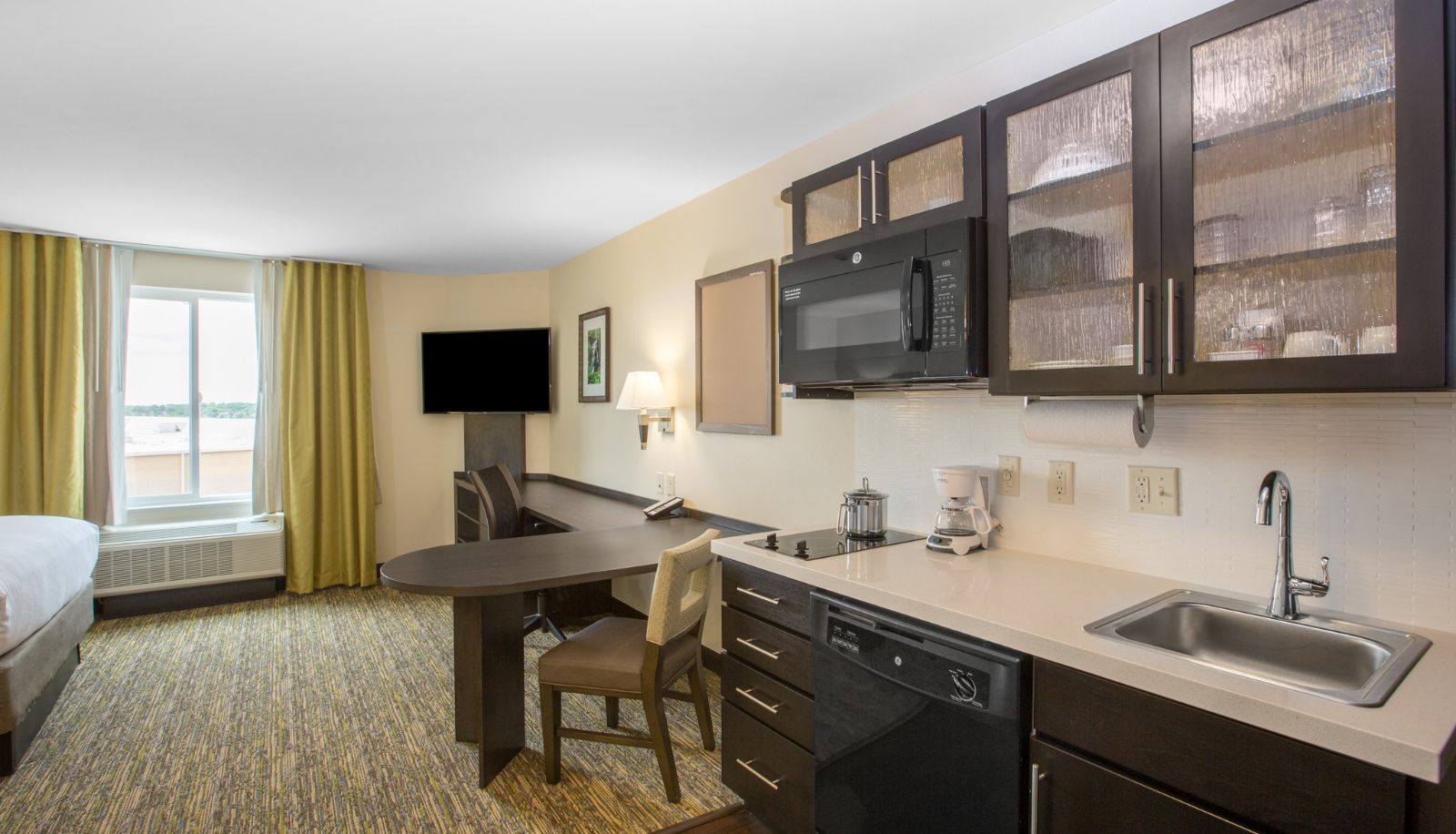 Room - Candlewood Suites BELLEVUE by IHG