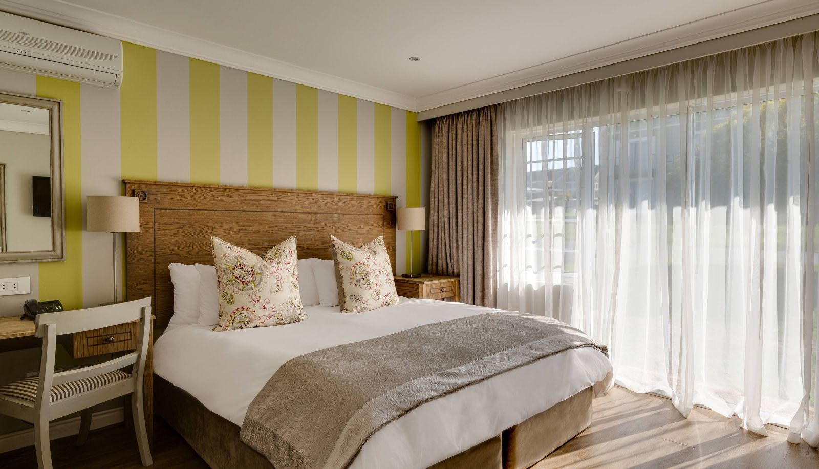 Zimmer - Protea Hotel by Marriott Stellenbosch and Conference Centre