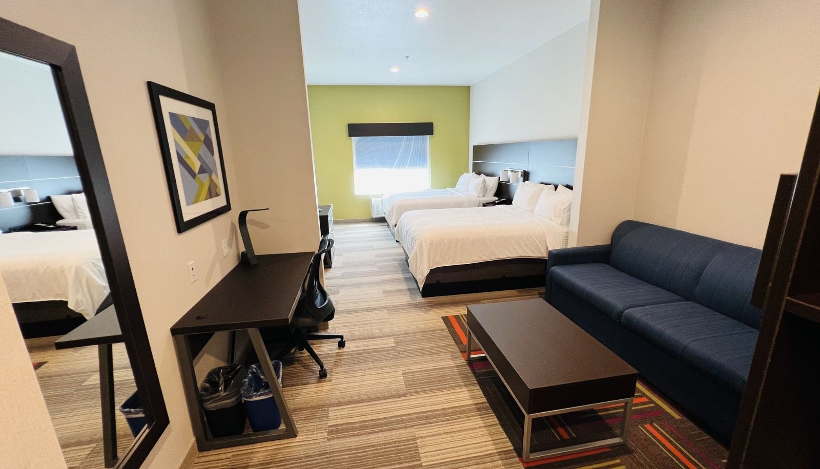 Zimmer - Holiday Inn Express & Suites SALINAS by IHG