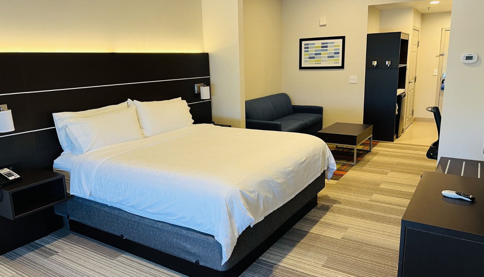 Zimmer - Holiday Inn Express & Suites SALINAS by IHG