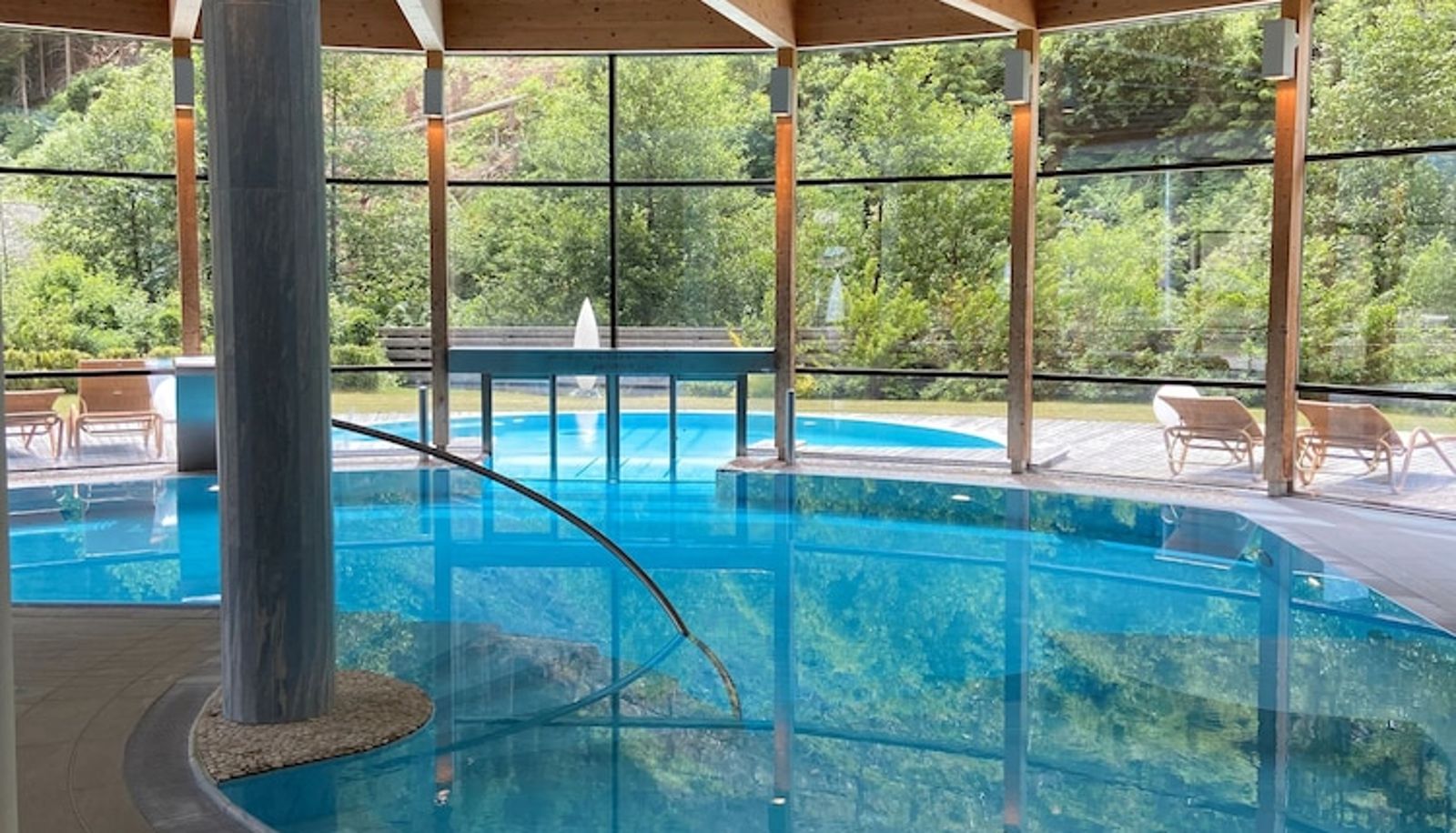Piscina - Spa Hotel Zedern Klang Spa Hotel