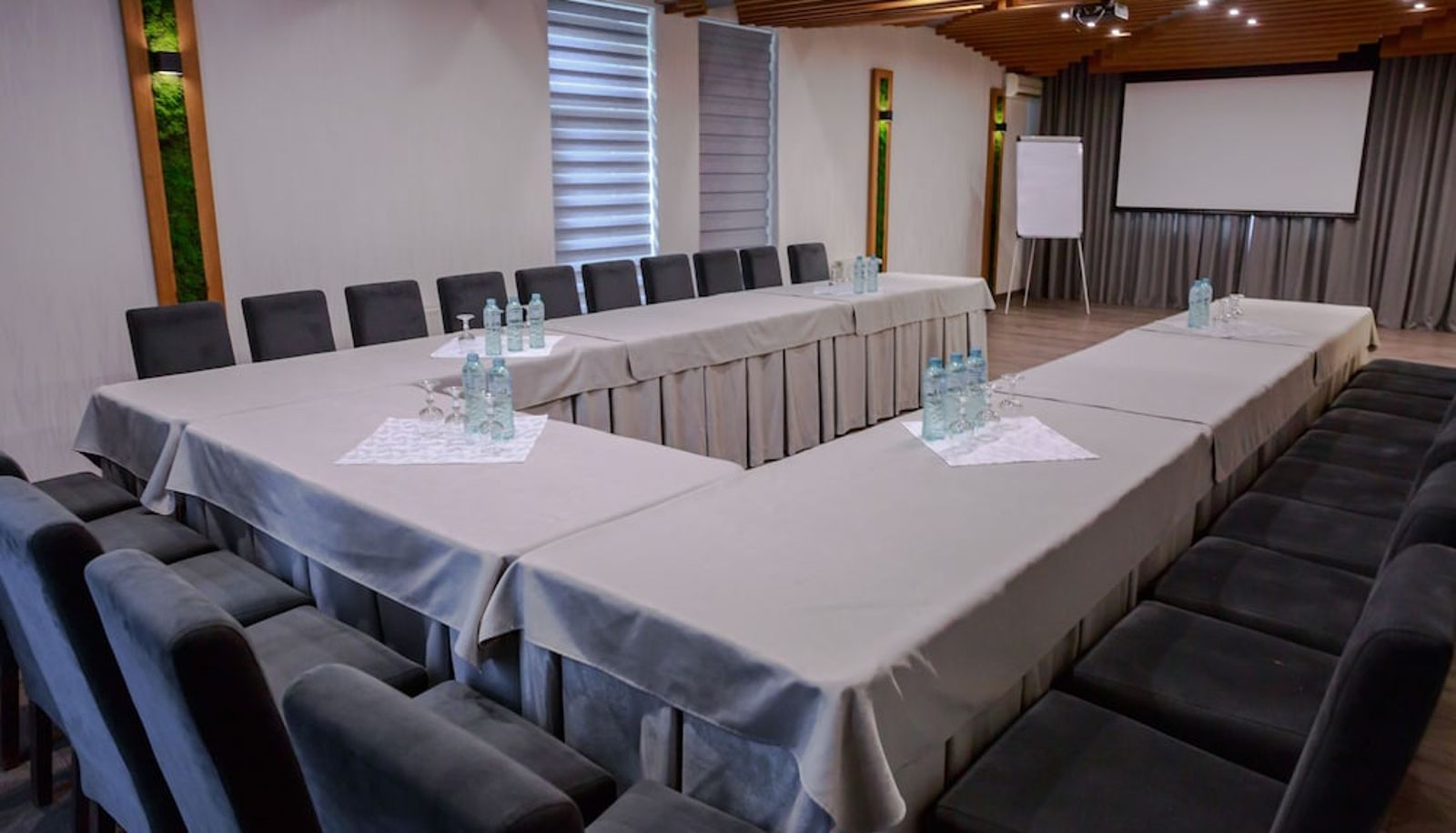 Meetingzimmer - VisPas Hotel