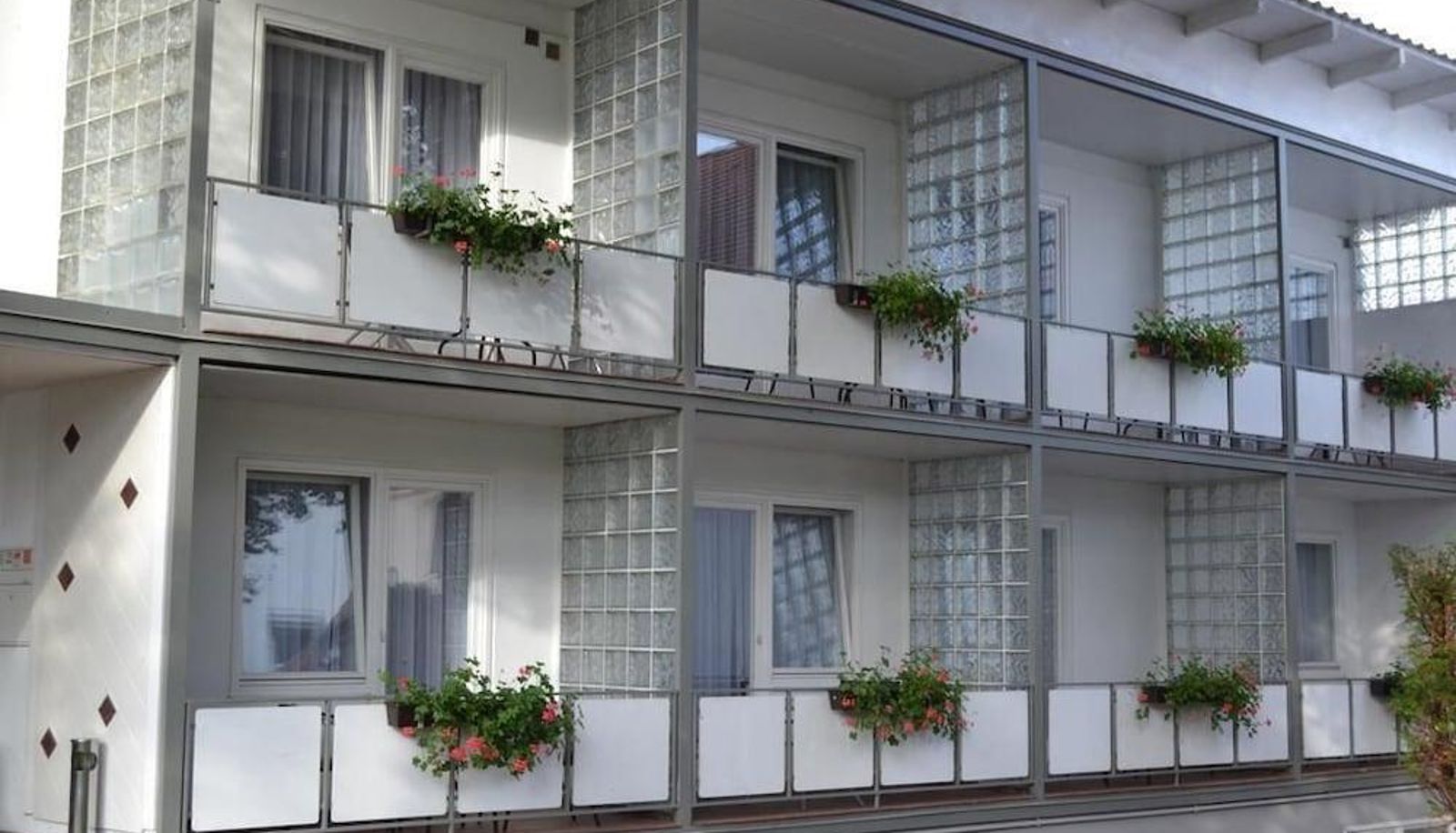 Zona exterior del hotel - Hofgarten Hotel Bad Buchau