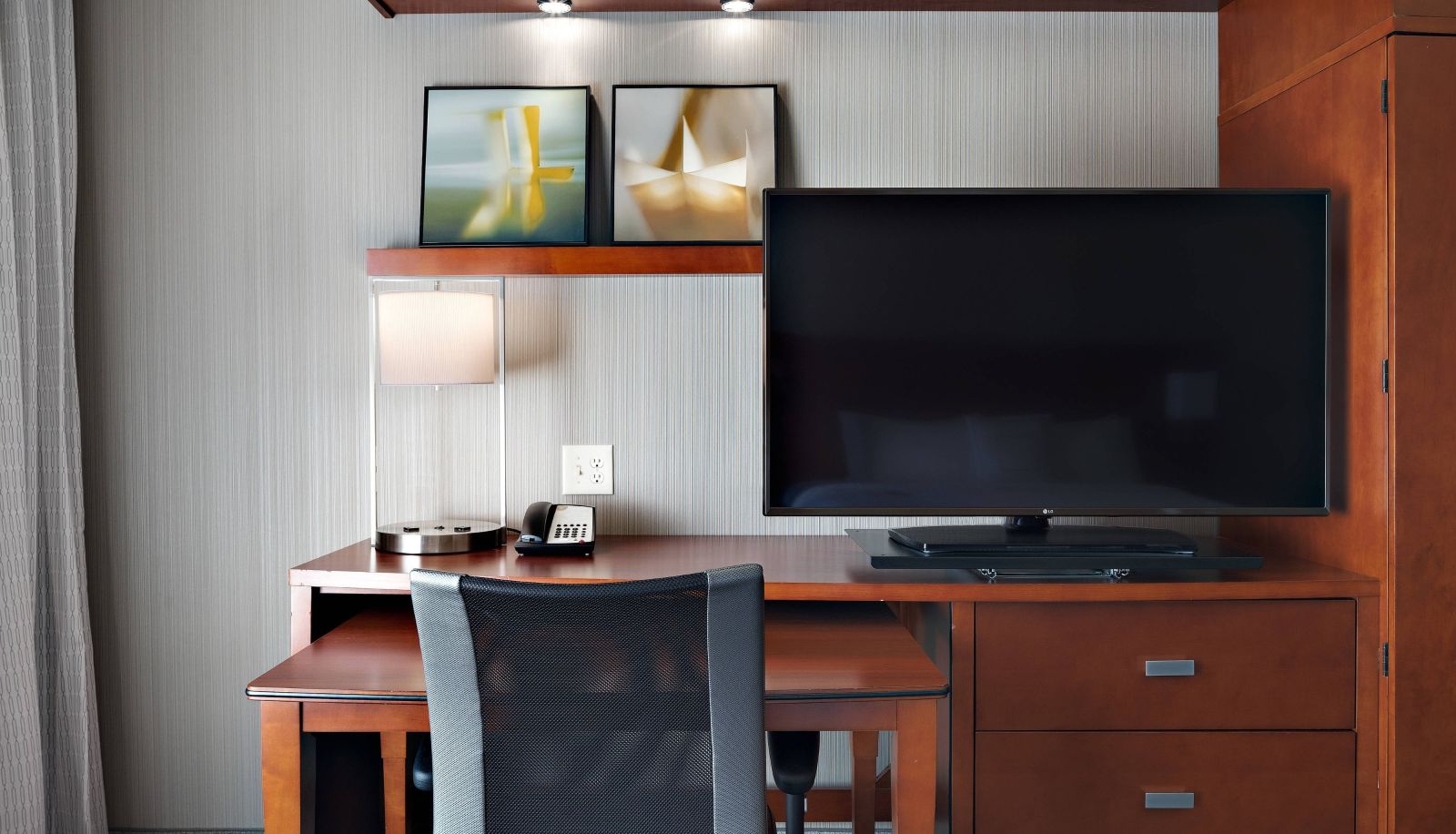 Zimmer - Courtyard by Marriott Flagstaff