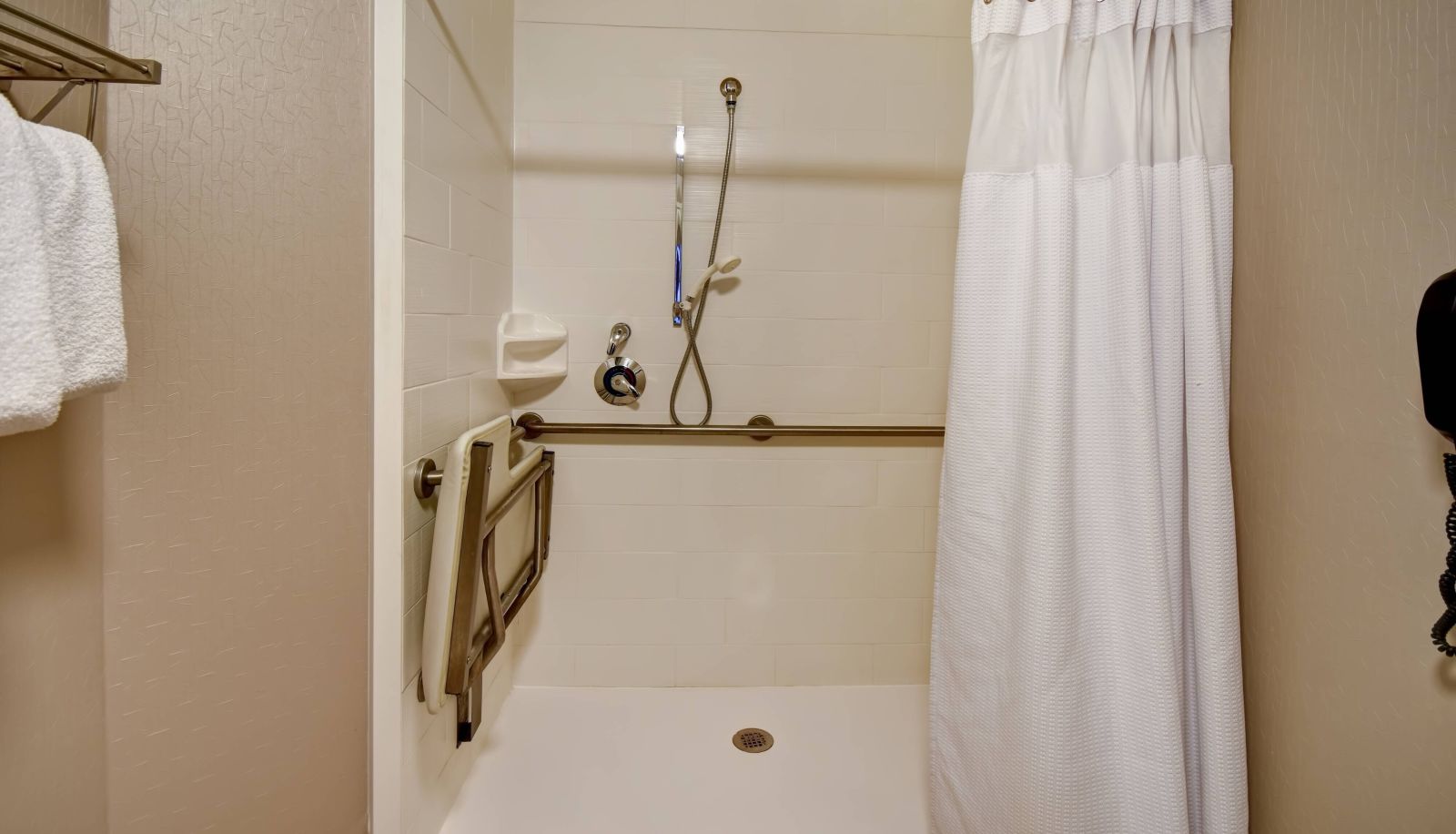 Zimmer - SpringHill Suites by Marriott Louisville Airport
