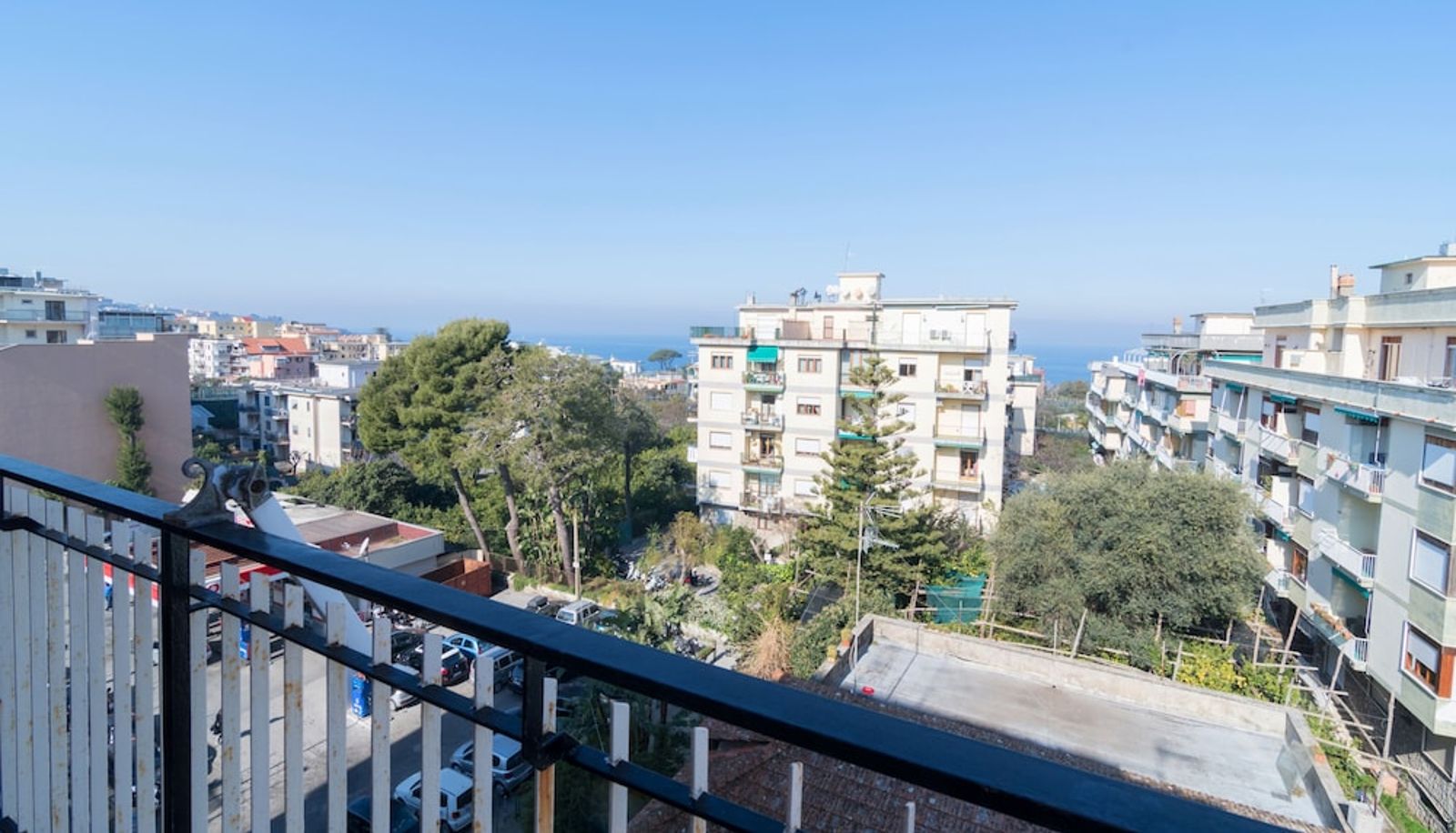 Info - Emily Suites