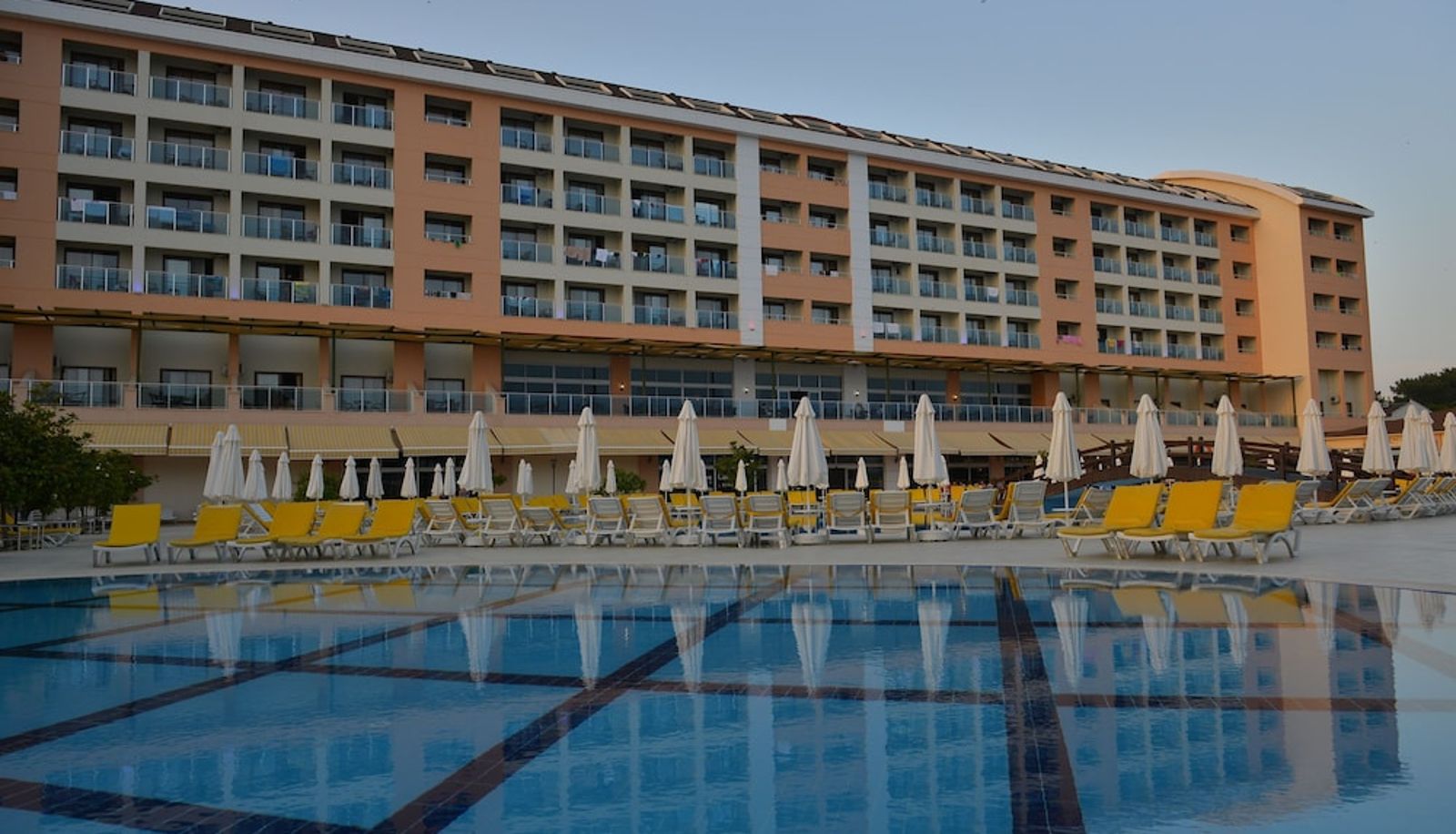 Pool - Laphetos Beach Resort & Spa - All Inclusive