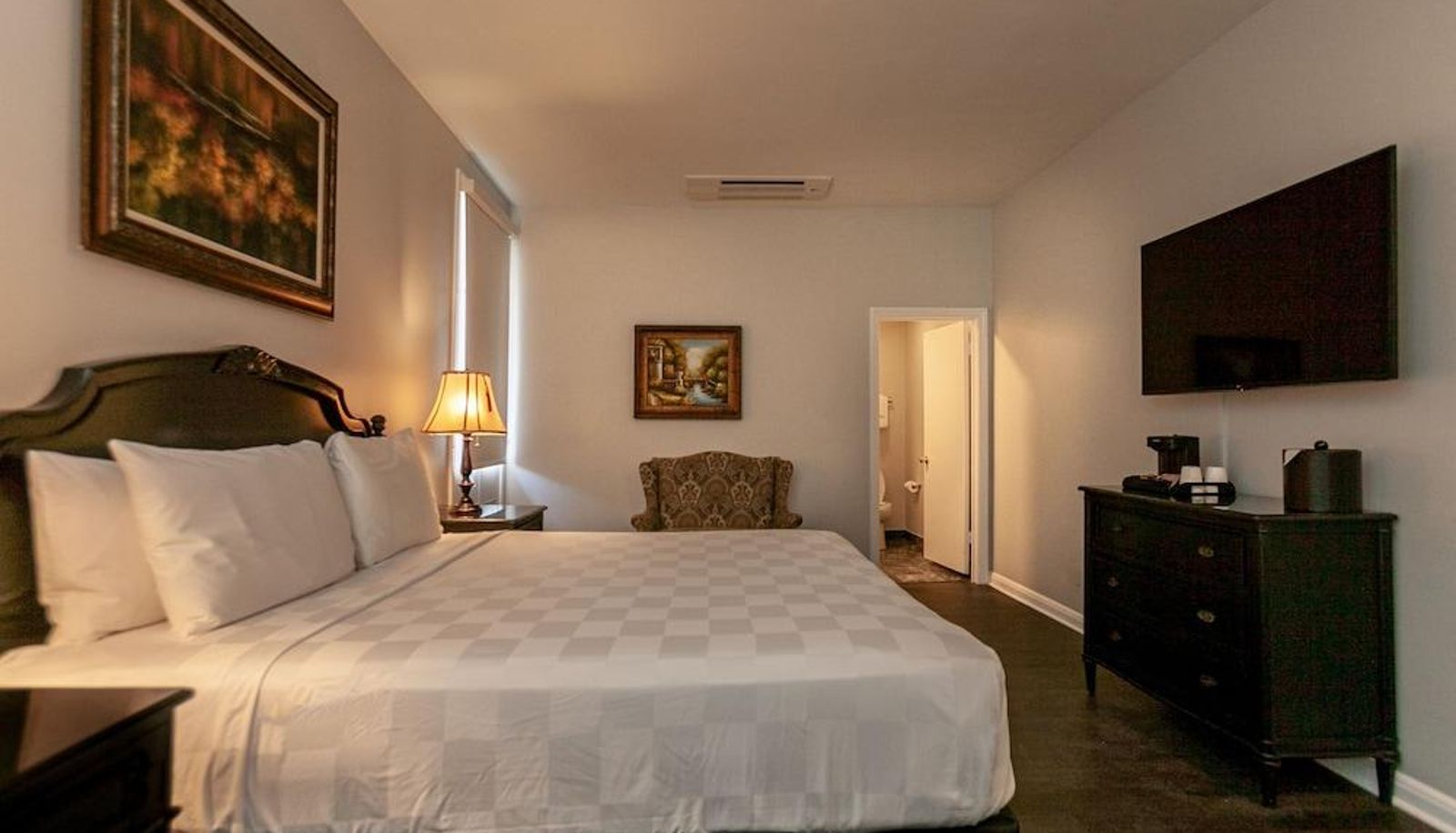 Apartment - Chateau Hotel