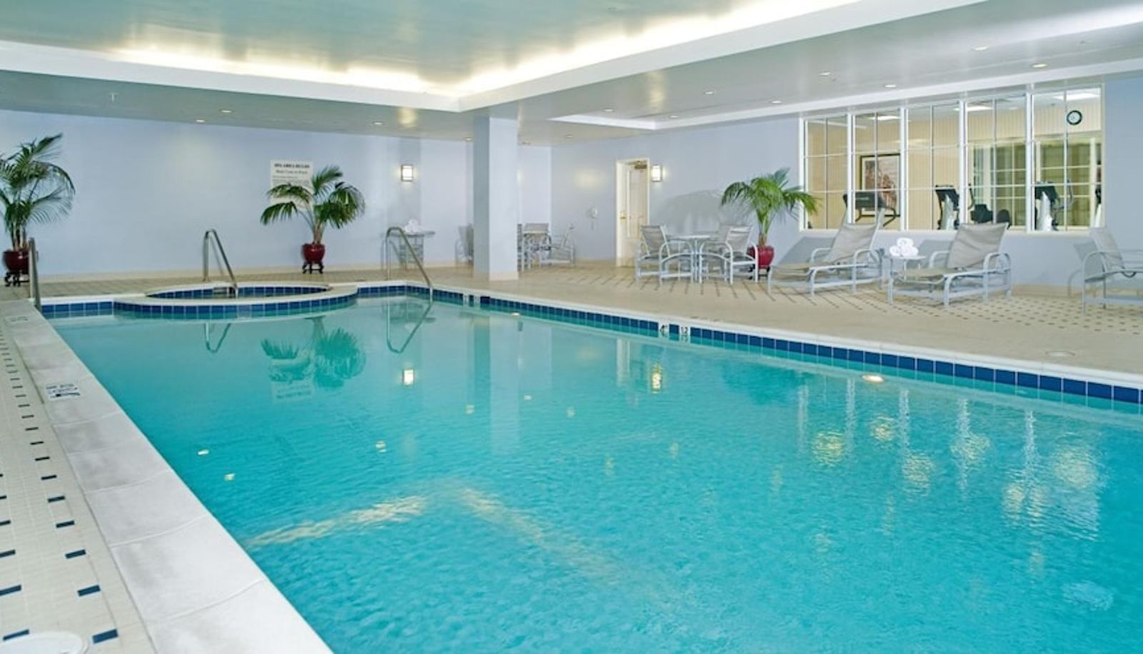 Pool - Hotel 24 South