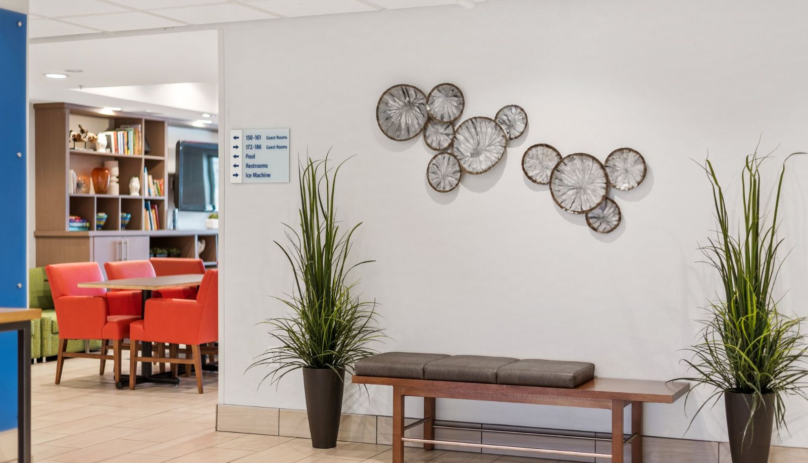 Informacje - Holiday Inn Express & Suites SALT LAKE CITY WEST VALLEY by IHG