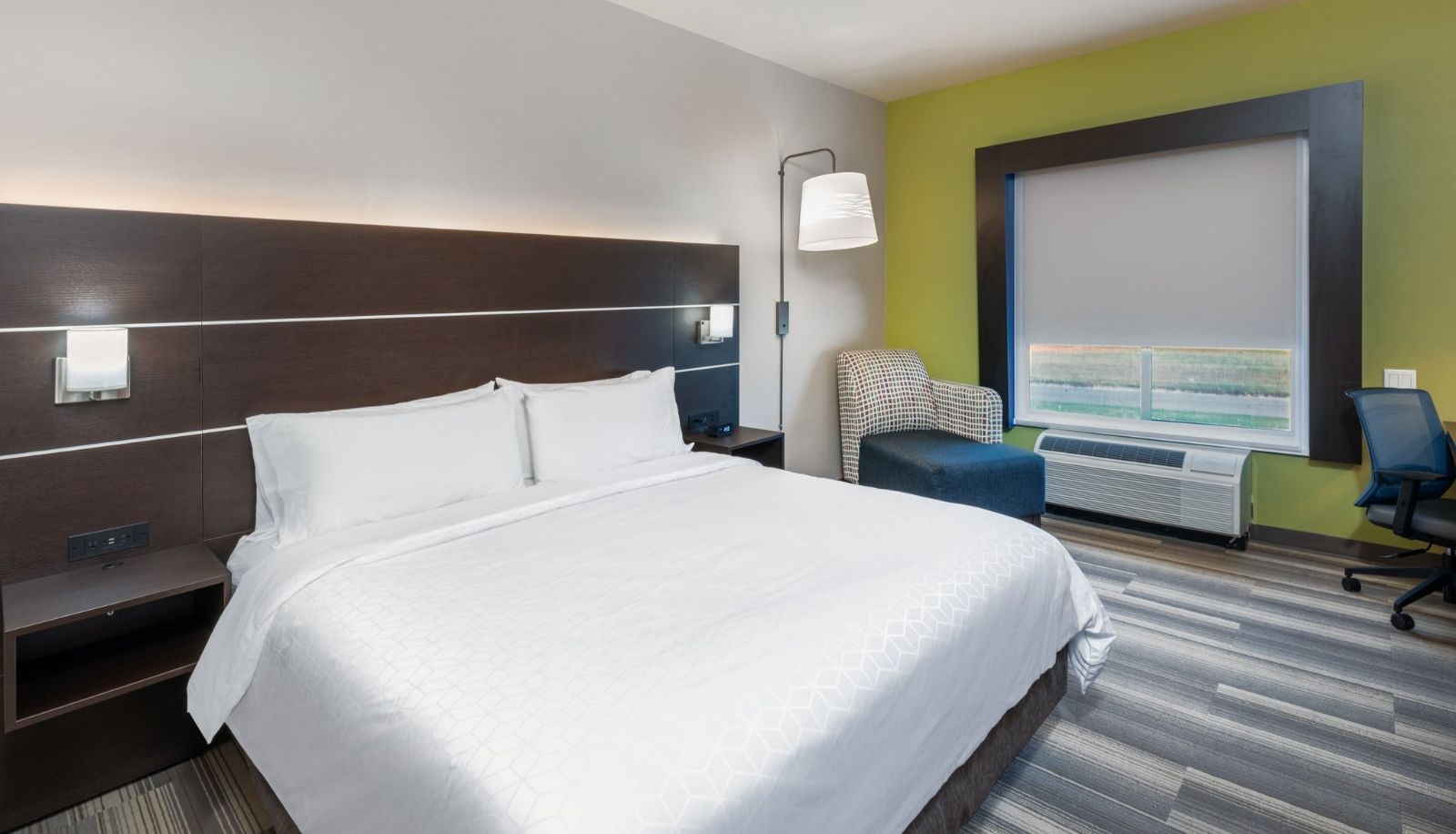 Zimmer - Holiday Inn Express & Suites PICAYUNE-STENNIS SPACE CNTR. by IHG