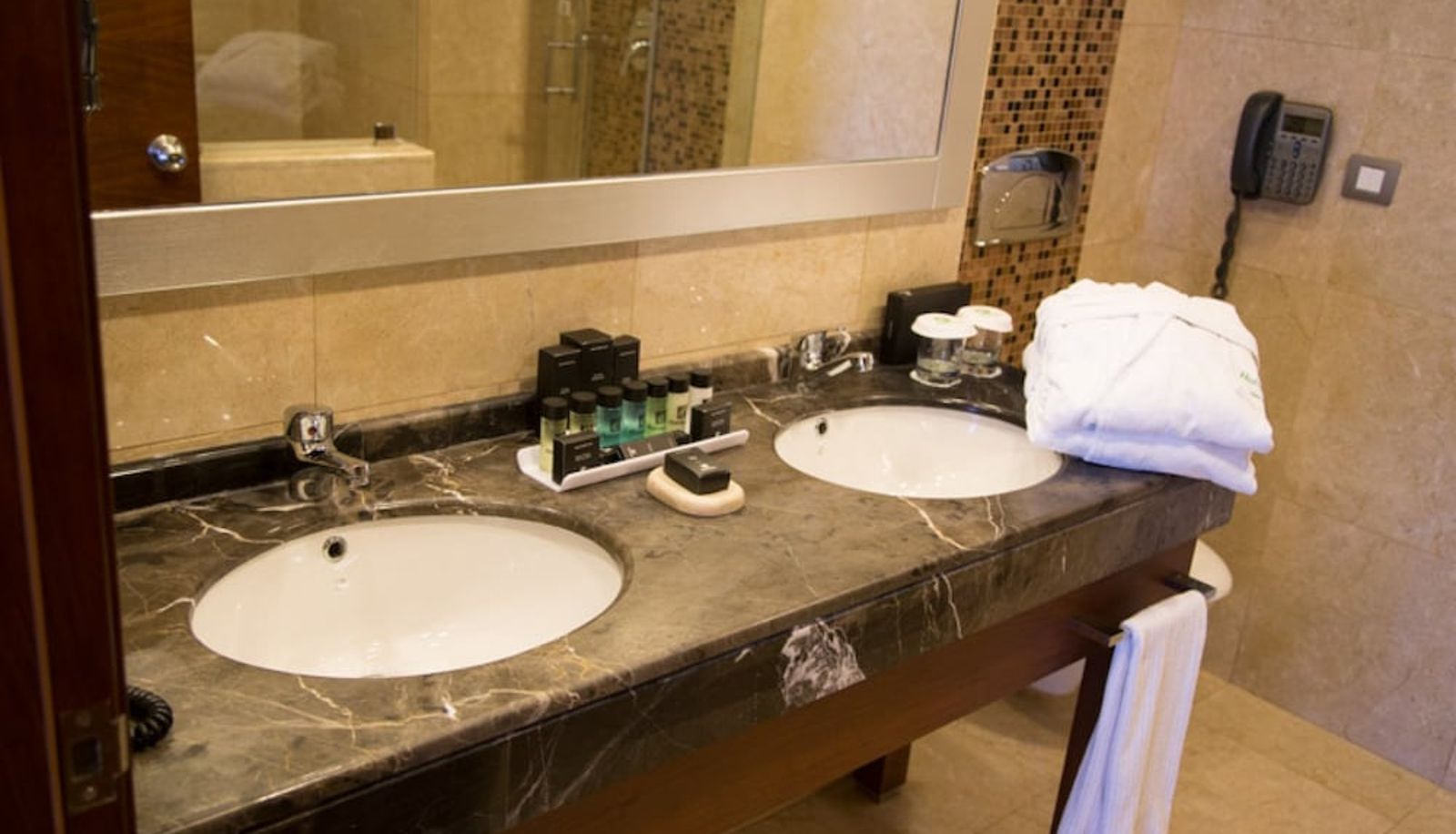 Piscina - Holiday Inn ISTANBUL - SISLI by IHG