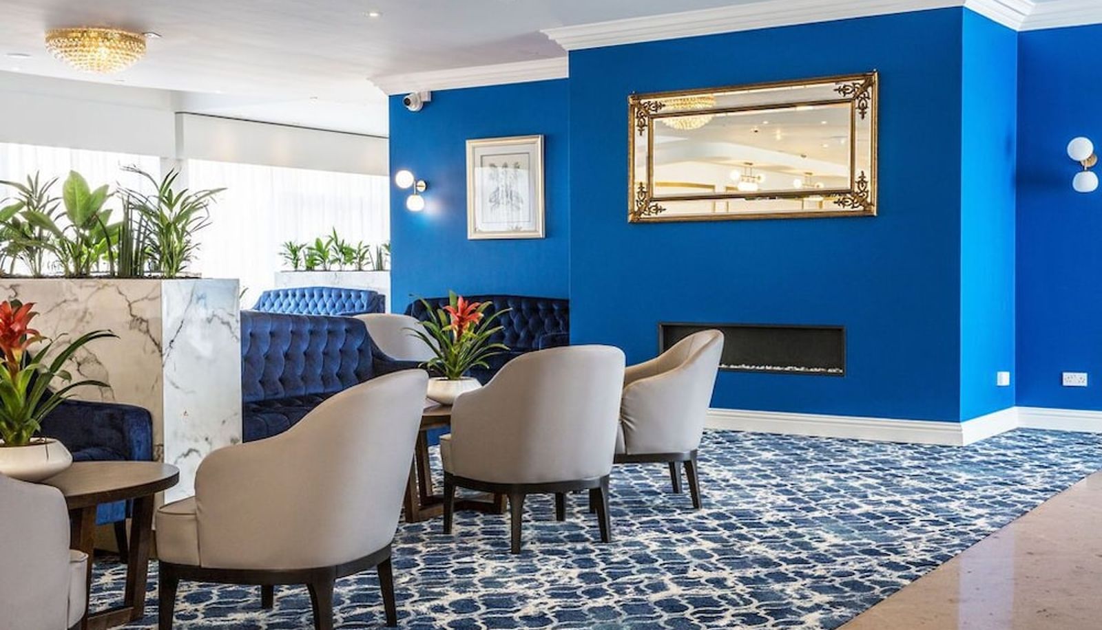 Lobby - Diamond Coast Hotel