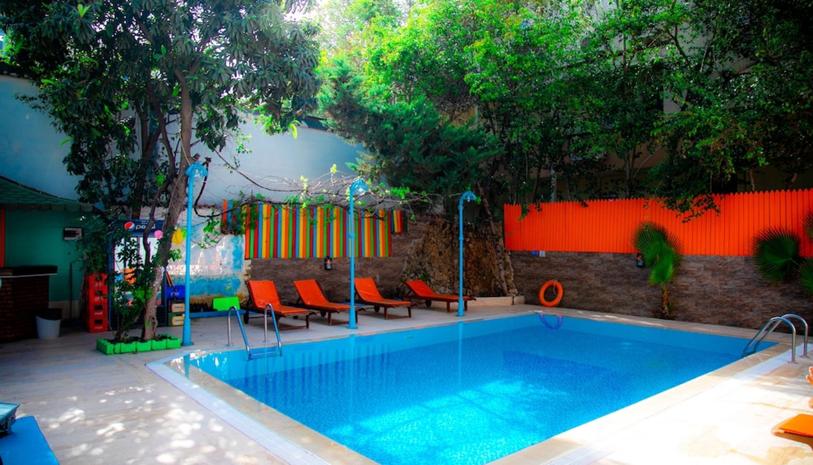 Piscina - Kaliptus Hotel