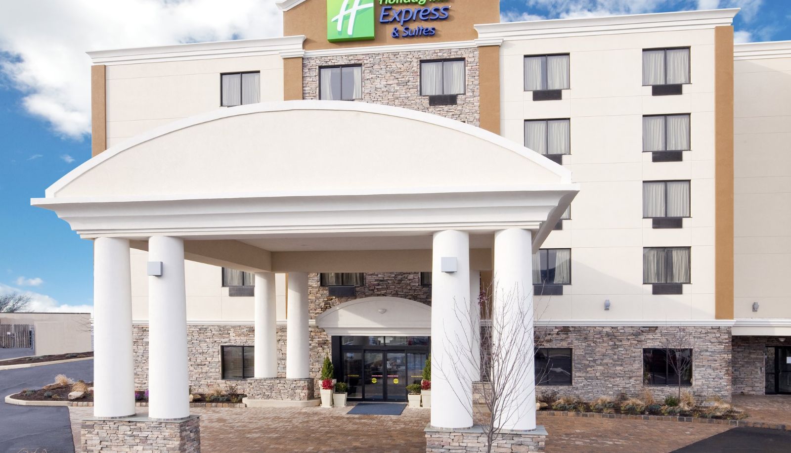 Info - Holiday Inn Express & Suites WILLIAMSPORT by IHG
