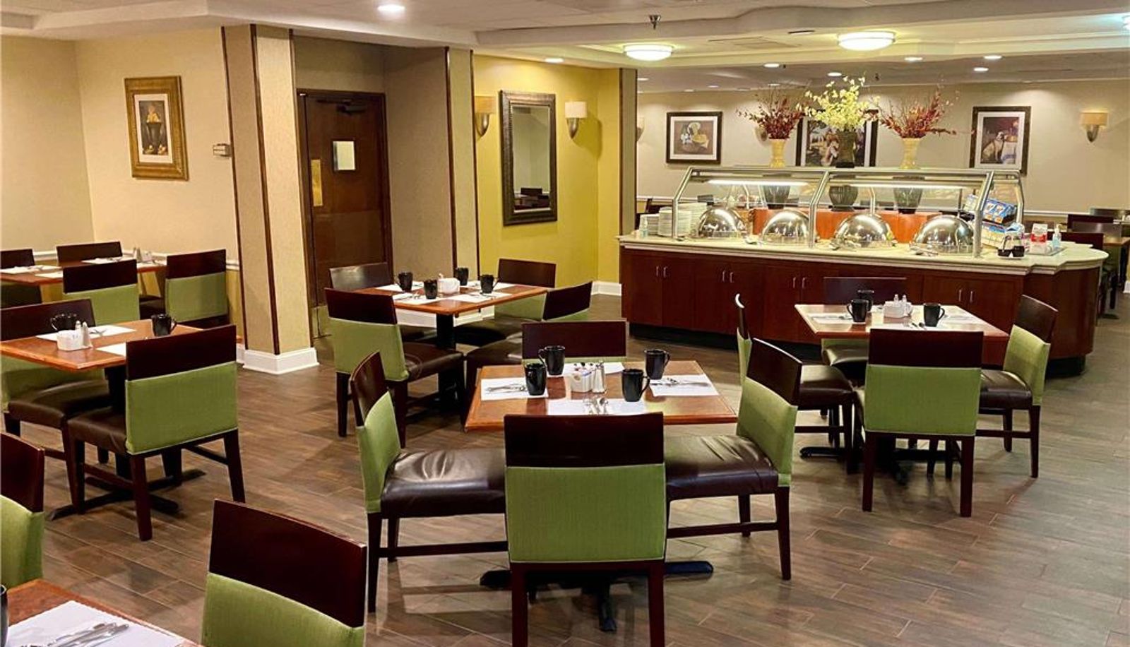 Restaurant - Radisson Hotel Philadelphia Northeast