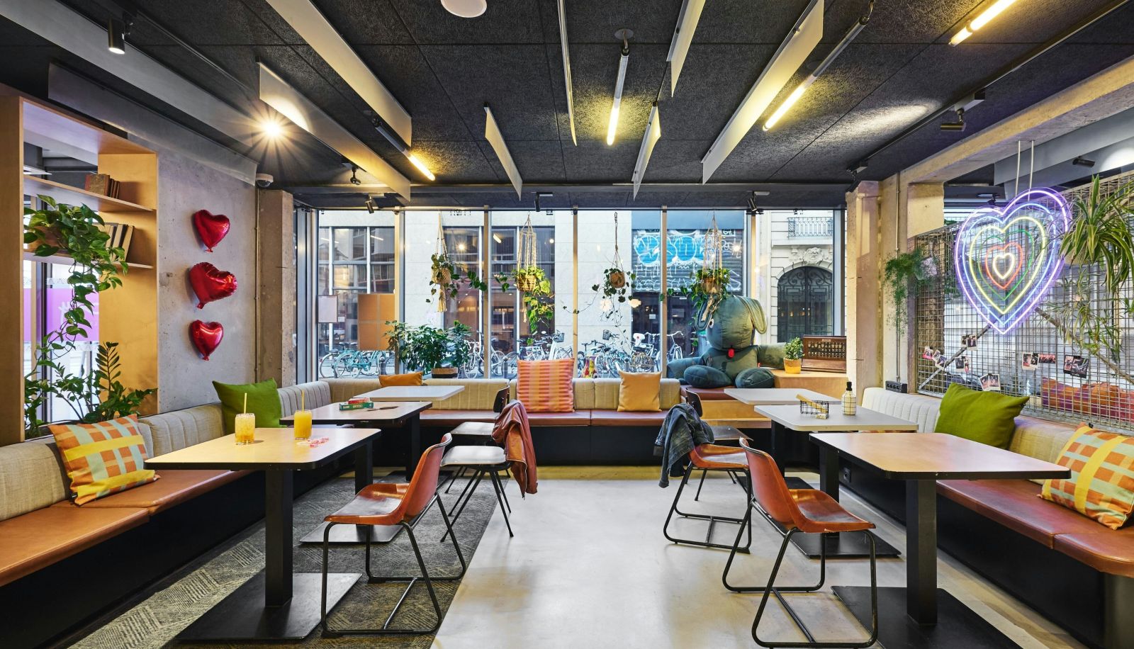 Lobby - Moxy Paris Bastille