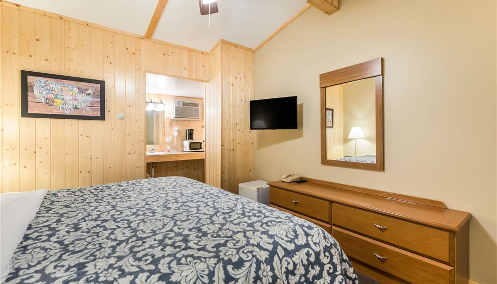 Kamer - Econo Lodge Rice Lake
