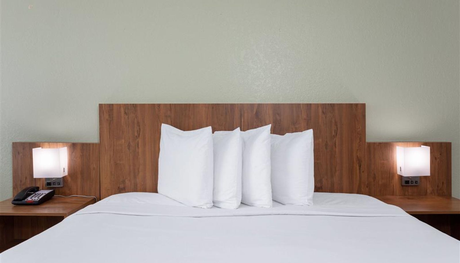 Kamer - Ramada by Wyndham Altamonte Springs Near I-4