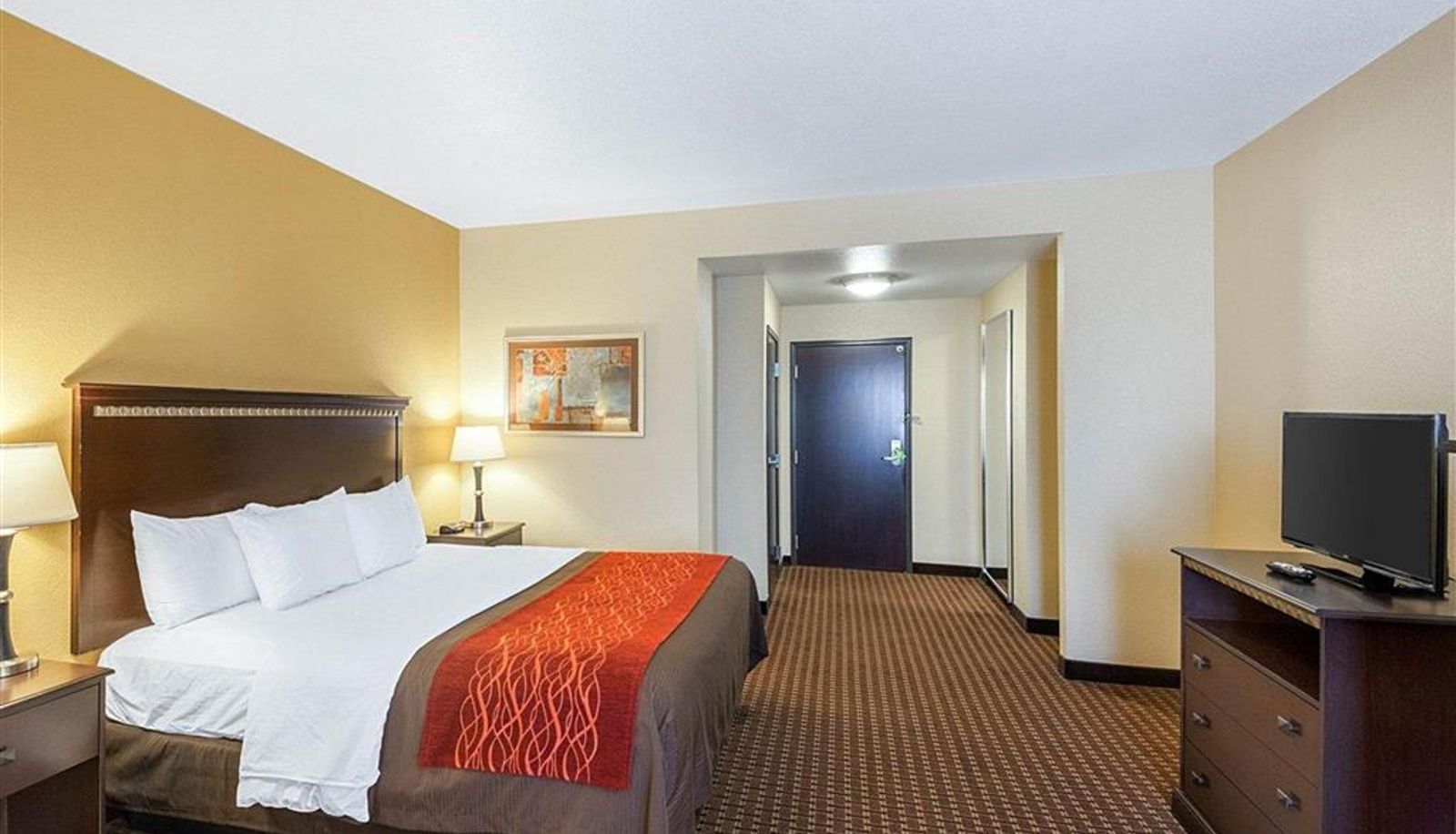 Zimmer - Comfort Inn & Suites Regional Medical Center