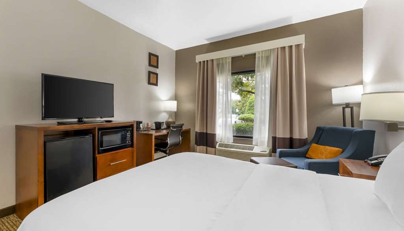Room - Comfort Inn Brownsville I-40
