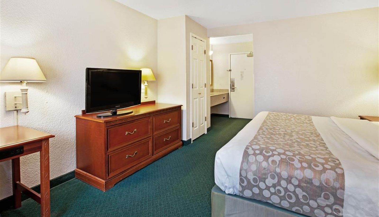 Zimmer - La Quinta Inn by Wyndham Detroit Canton