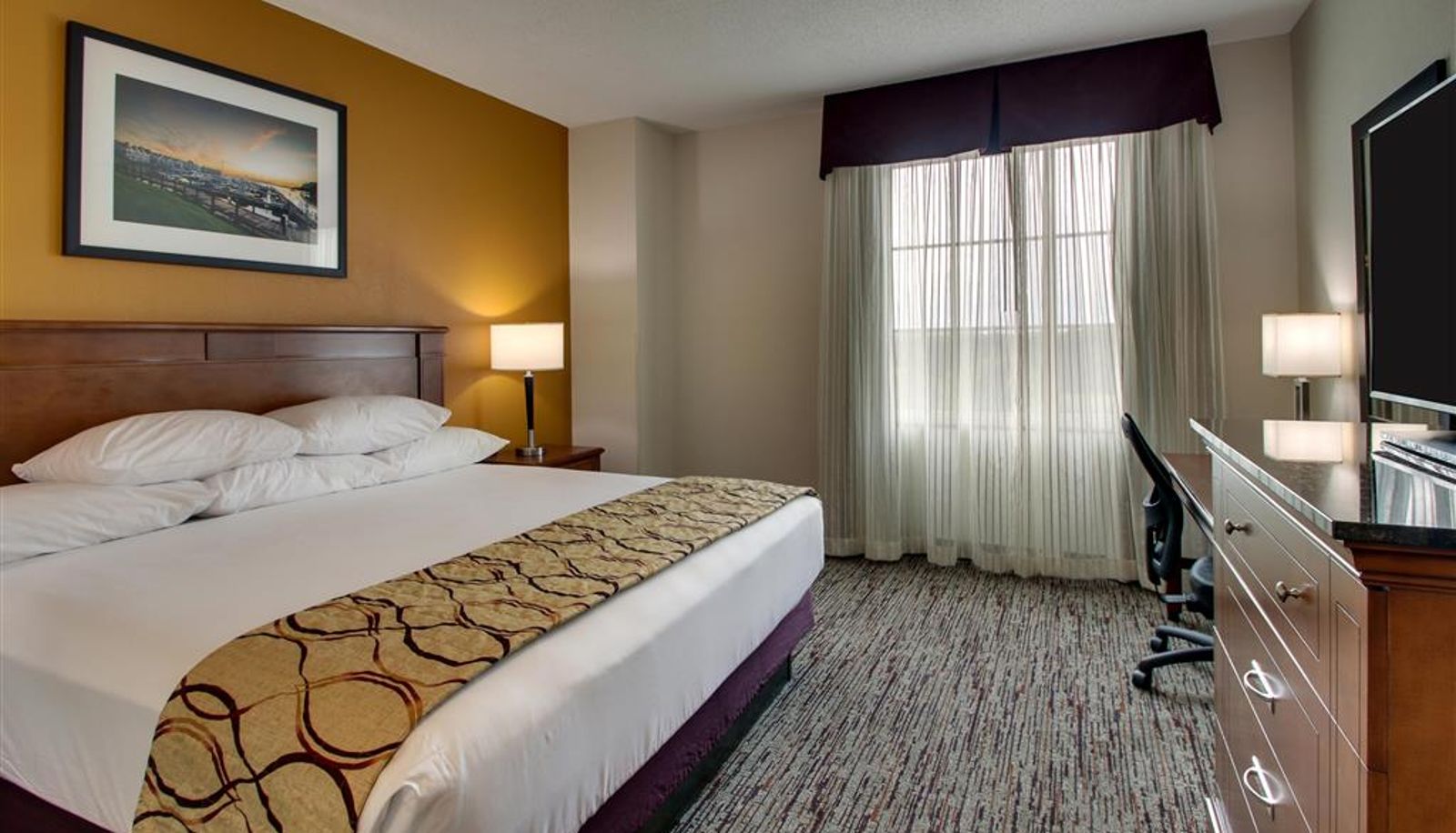 Chambre - Drury Inn and Suites Charlotte Northlake