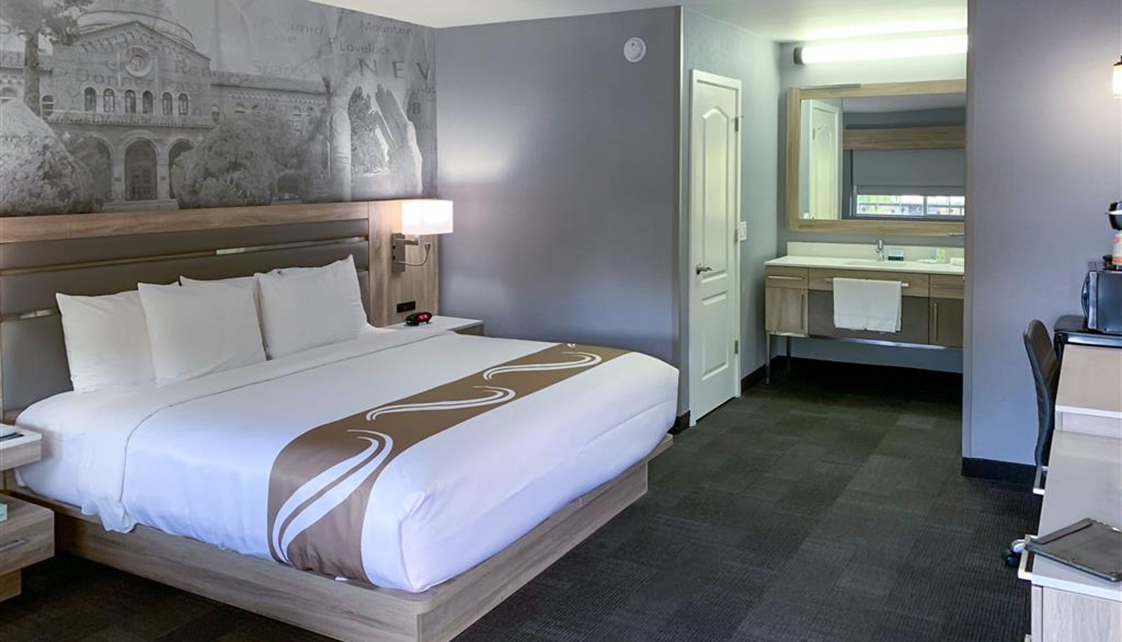 Zimmer - Quality Inn Near Chico State
