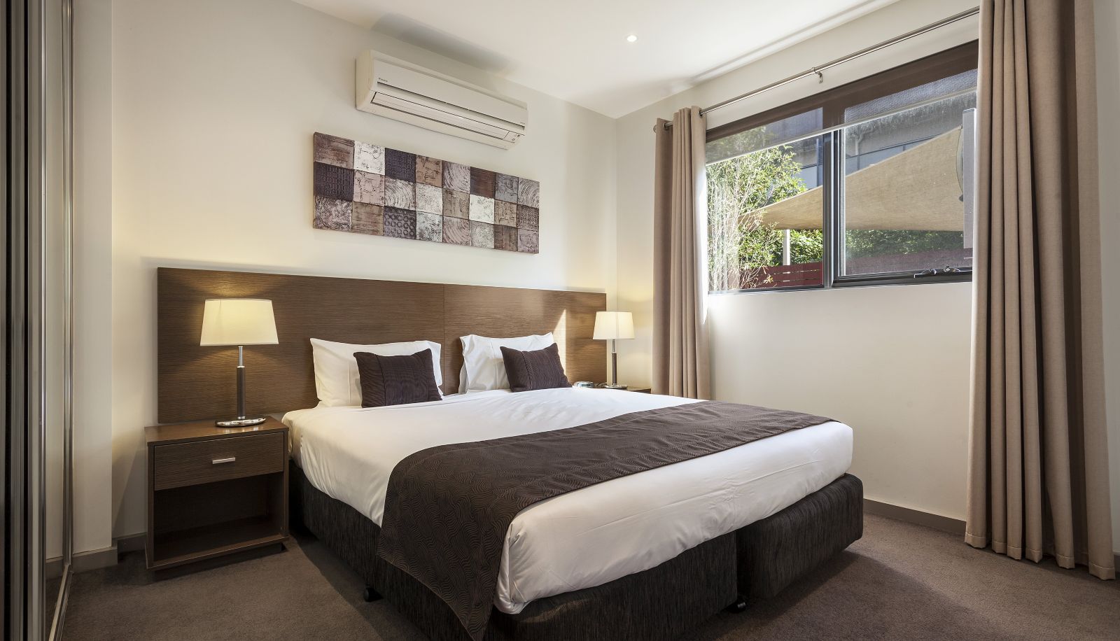 Zimmer - Quest Glen Waverley