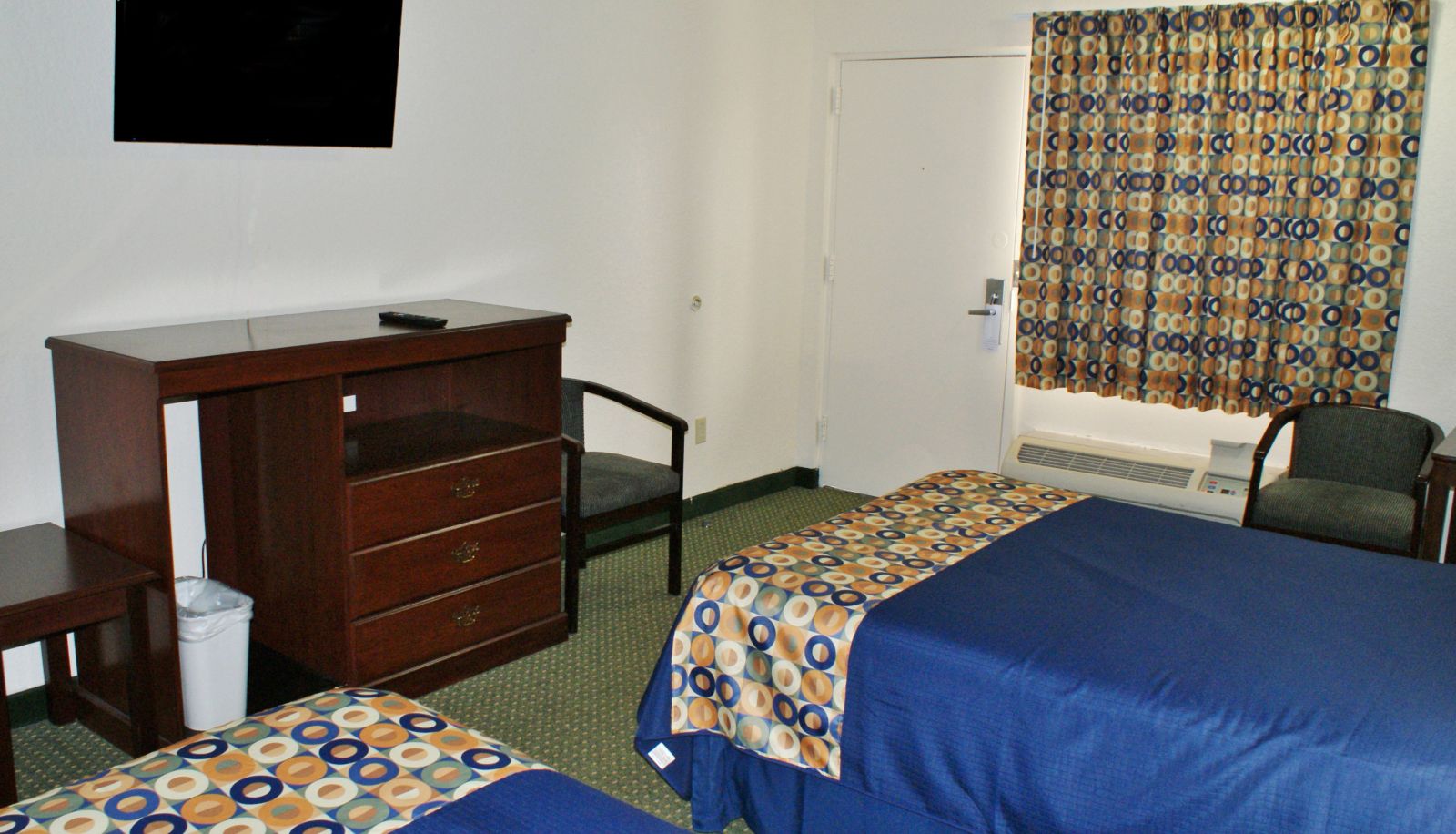 Room - Americas Best Value Inn Ft. Jackson