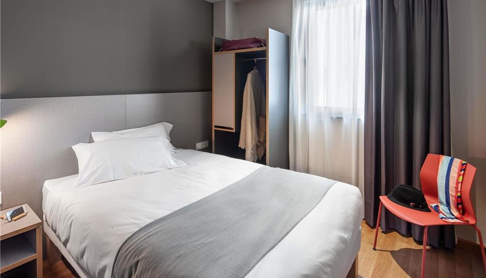 Zimmer - ibis Styles Pamplona Noain