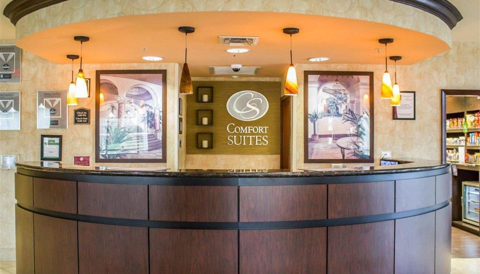 Lobby - Comfort Suites Edinboro