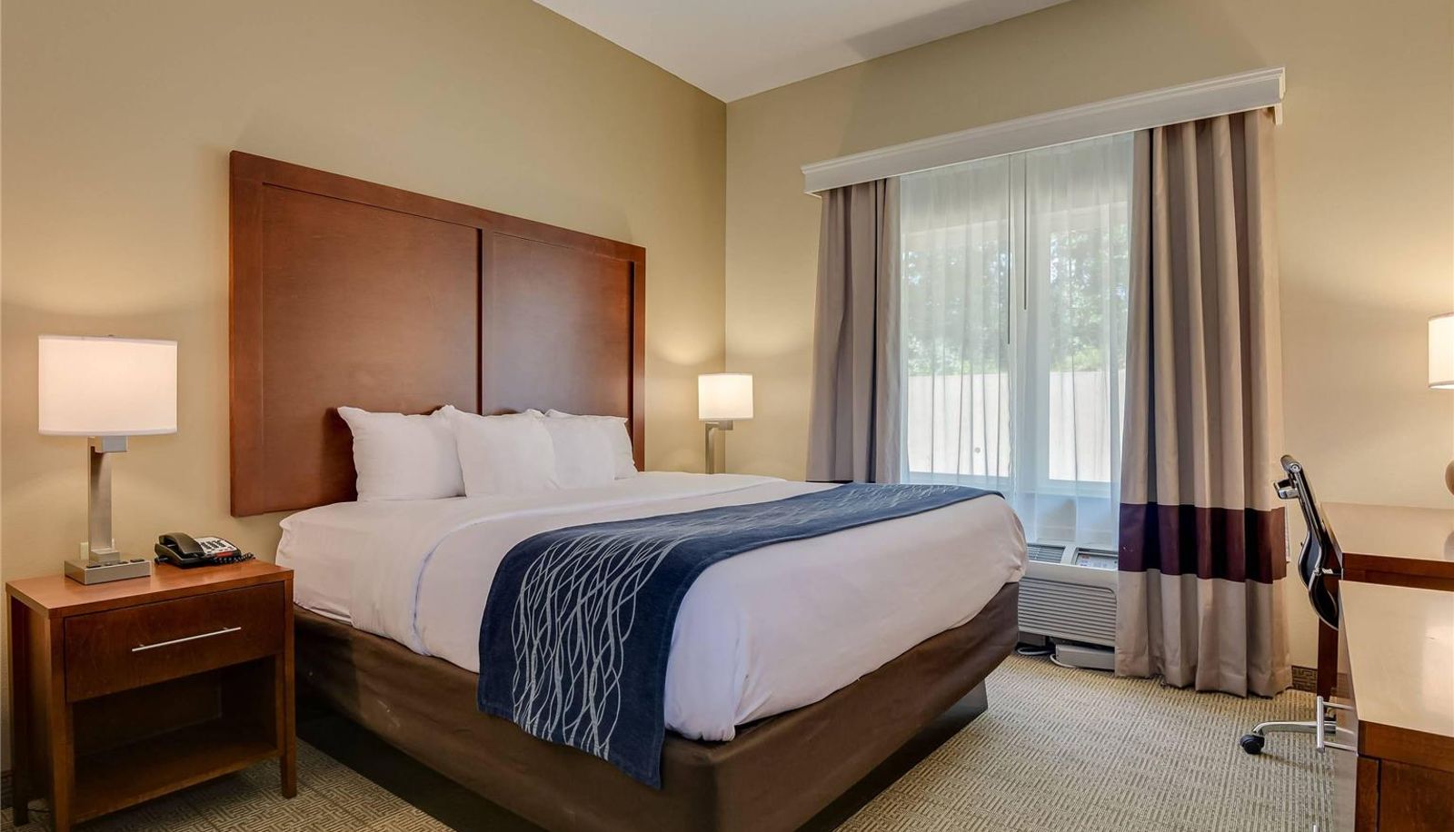 Room - Comfort Inn & Suites Augusta Fort Gordon Area