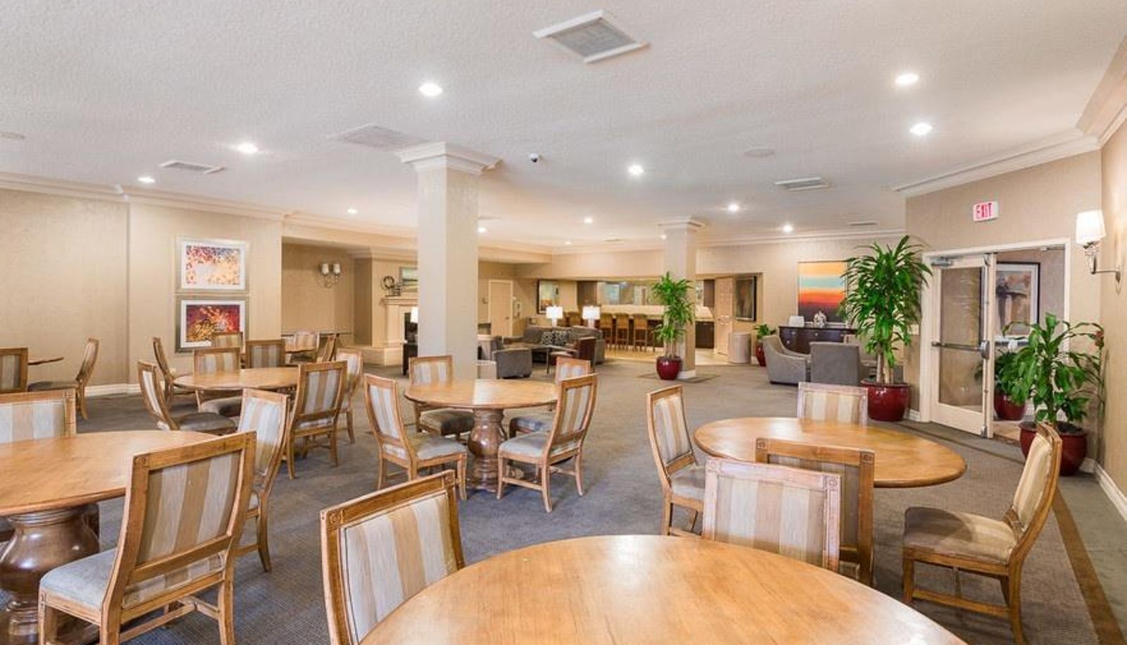 Vista interior - Oakwood at Falls Green
