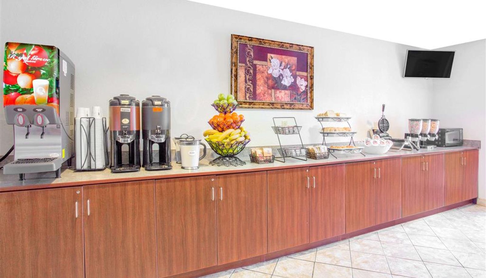 Interior view - Microtel Inn & Suites by Wyndham Gassaway/Sutton