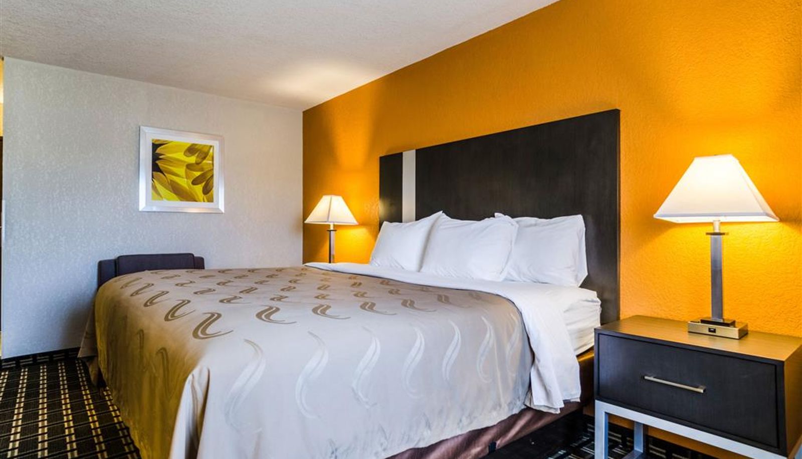 Camera - Quality Inn Great Bend
