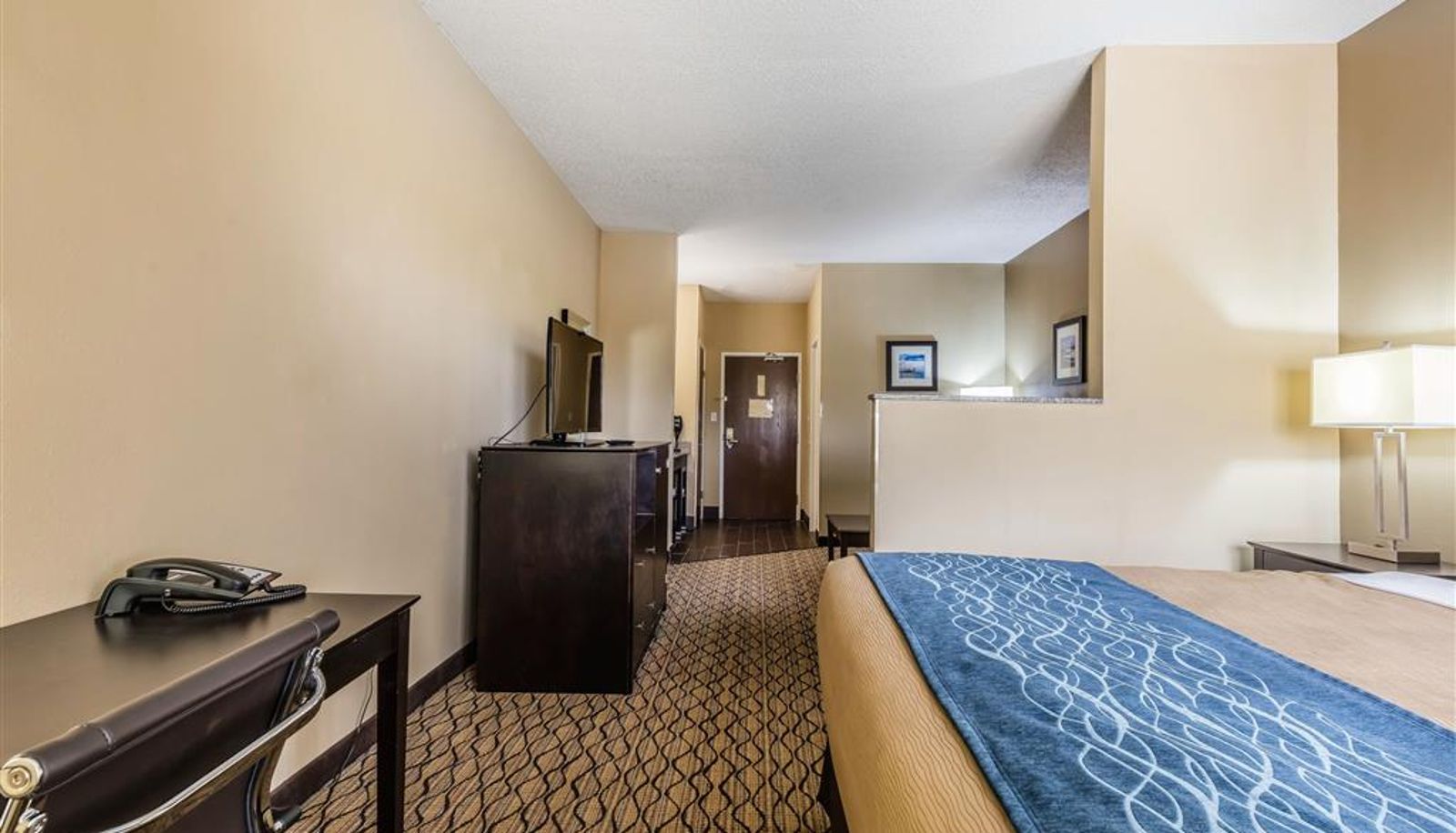 Zimmer - Comfort Inn & Suites Crystal Inn Sportsplex