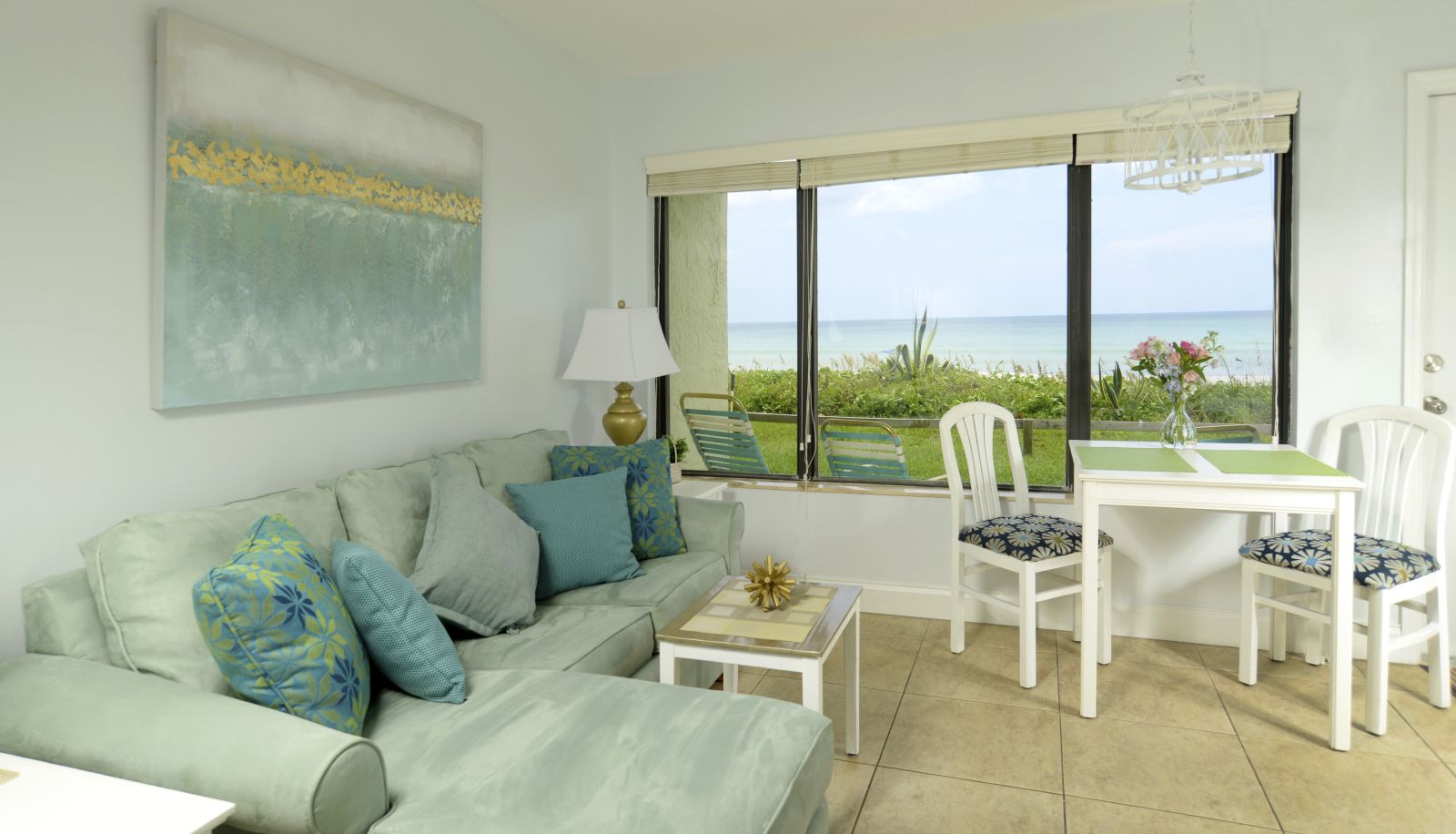 Zimmer - Tuckaway Shores Resort