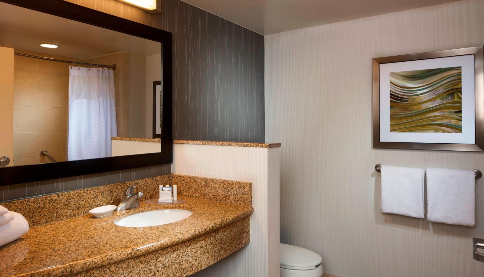 Room - Courtyard by Marriott Jackson