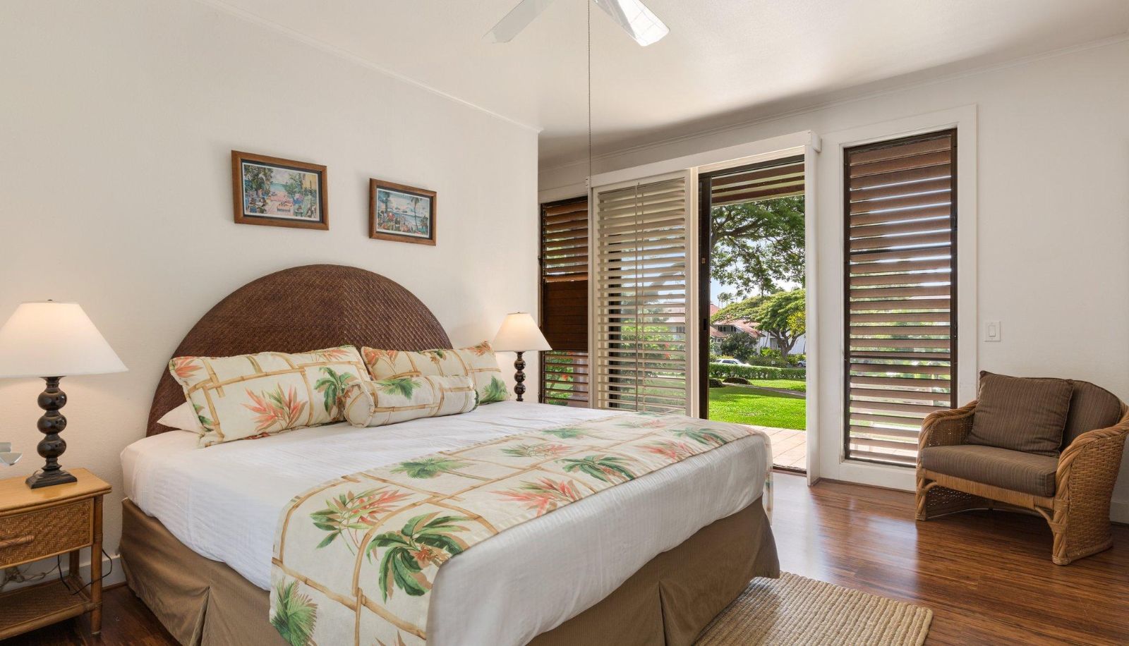 Camera - Kiahuna Plantation Outrigger
