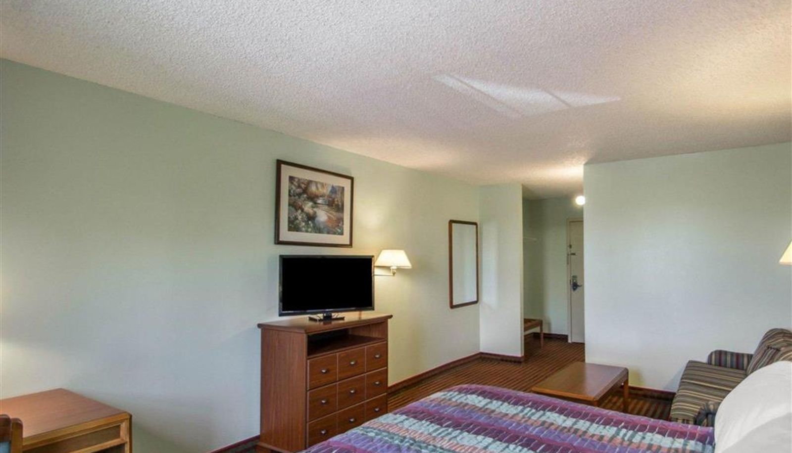 Zimmer - Rodeway Inn Lakeville - Finger Lakes Area