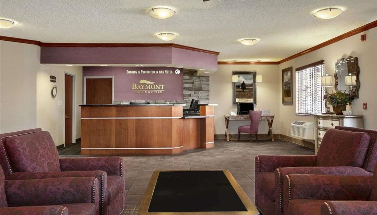 Hall - Baymont by Wyndham Golden/Red Rocks