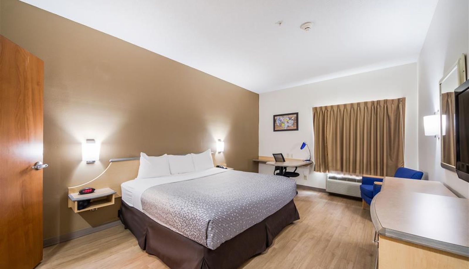 Zimmer - Econo Lodge